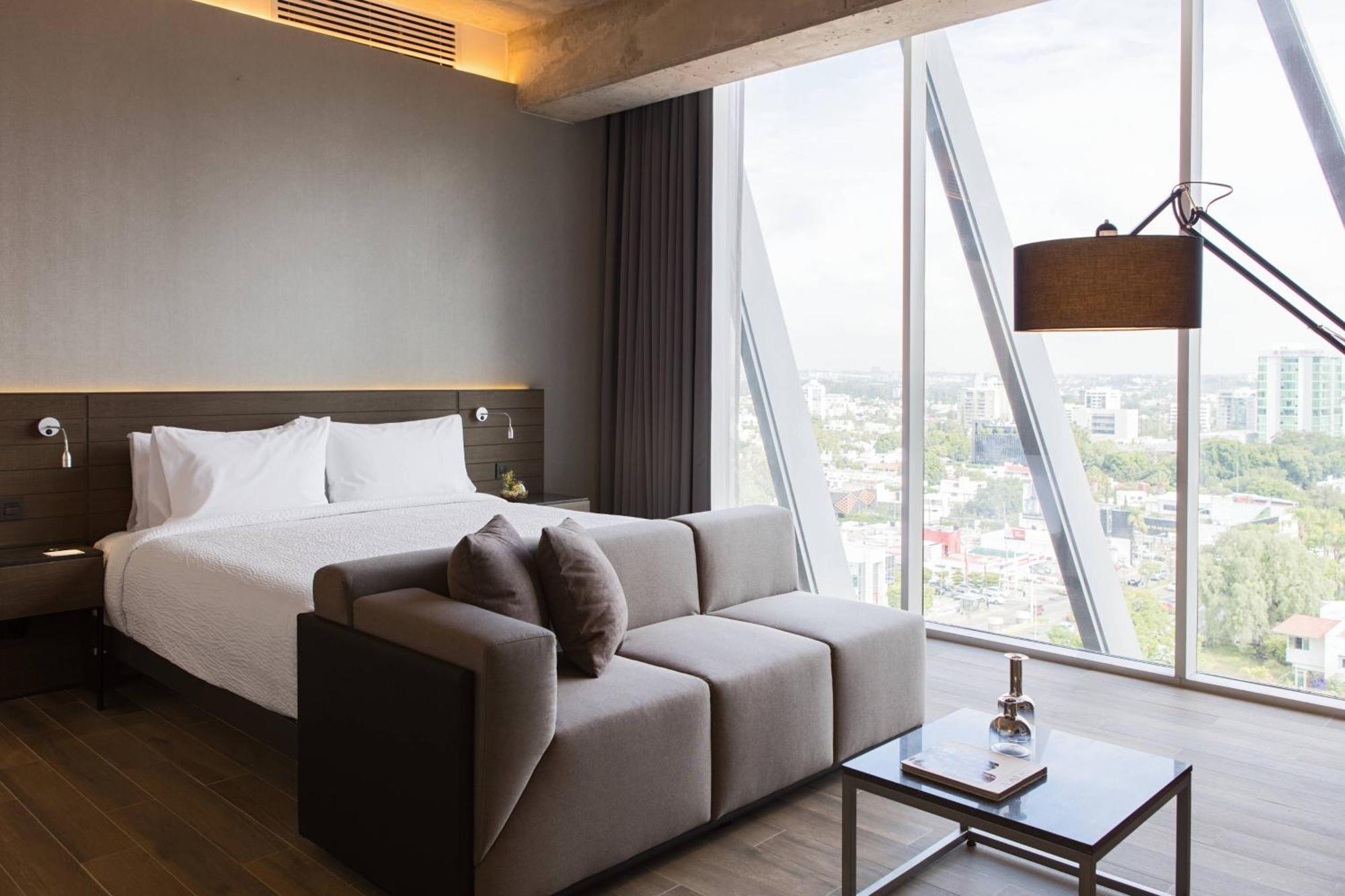 Ac Hotel By Marriott Guadalajara Mexico Esterno foto