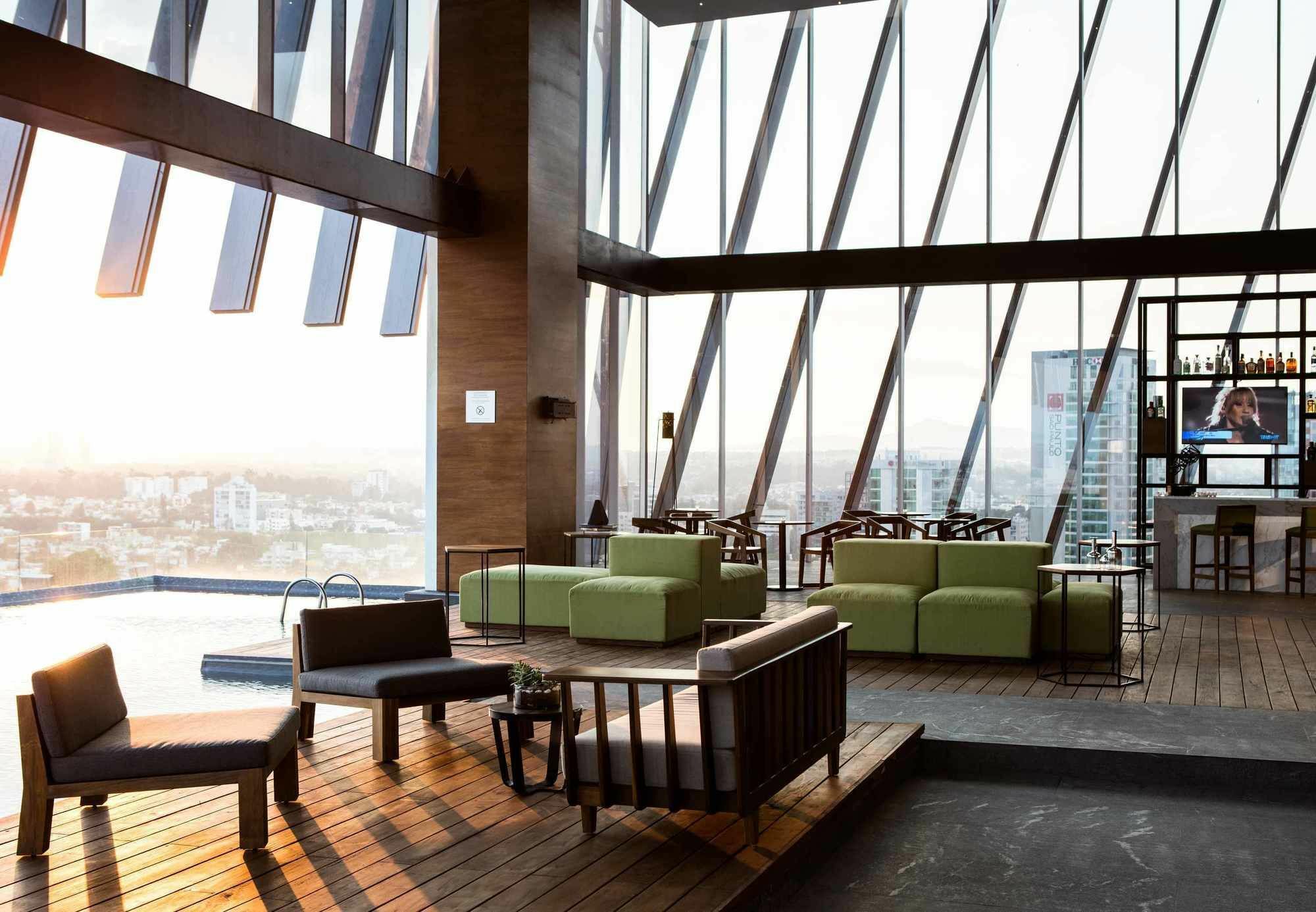 Ac Hotel By Marriott Guadalajara Mexico Esterno foto